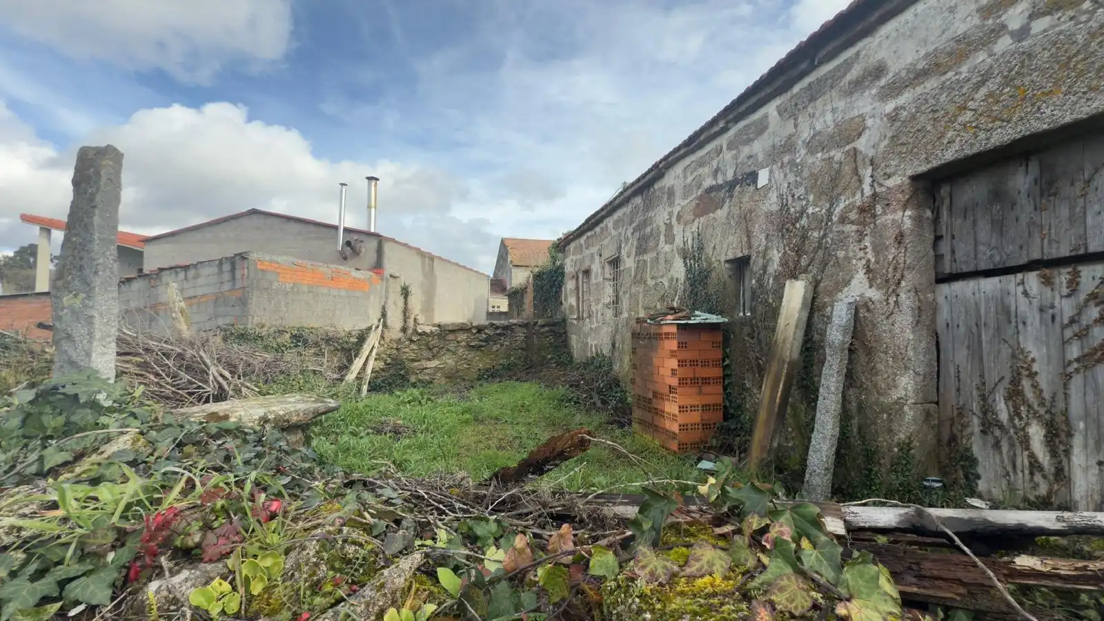 Casa o xalet en venda en Maside amb Jardí privat