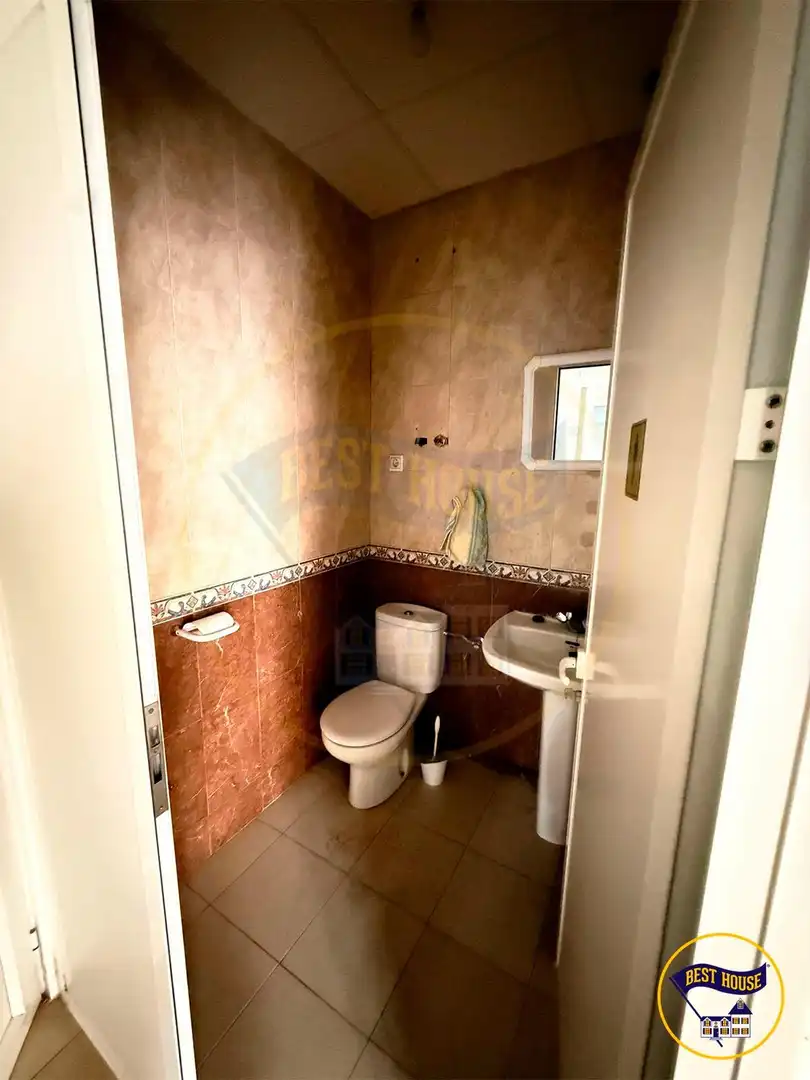 Local en venta en Calle de Barcelona, Reyes Católicos - Paseo San Antonio