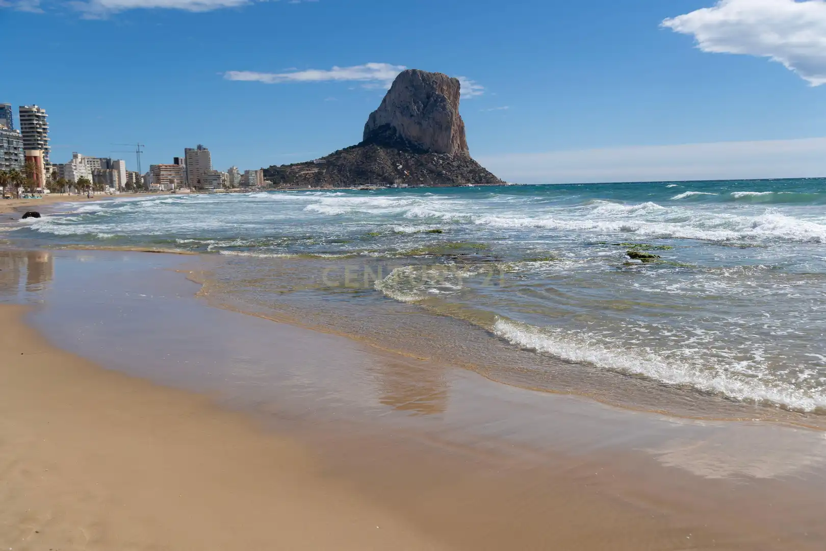 Vista exterior de Apartamento en venta en Calpe / Calp con Aire acondicionado, Trastero y Piscina comunitaria