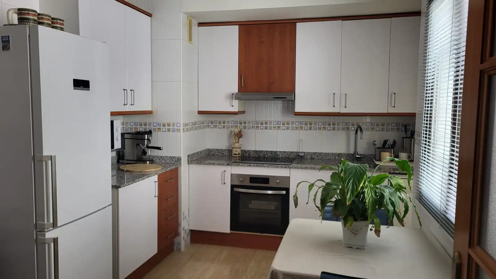 Cocina de Ático de alquiler en Sant Joan d'Alacant con Aire acondicionado, Calefacción y Terraza