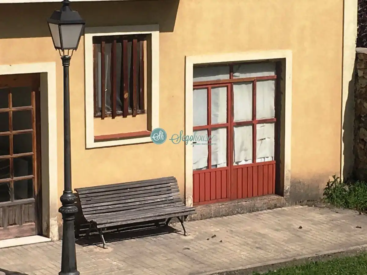Außenansicht von Geschaftsraum zum Verkauf in Real Sitio de San Ildefonso