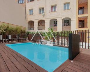 Swimming pool of Planta baja for sale in  Barcelona Capital  with Community pool