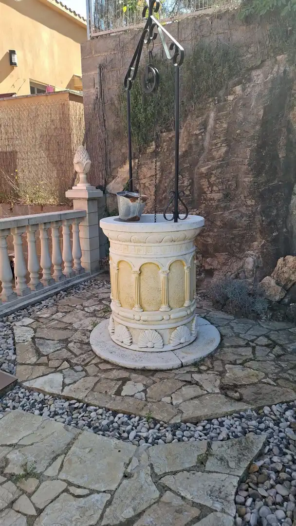 Vista exterior de Casa o chalet en venta en Vallirana con Calefacción y Terraza
