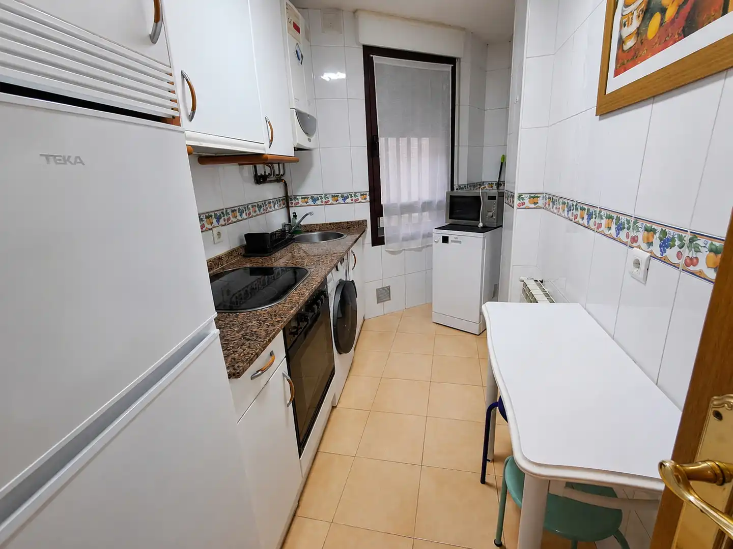 Cuina de Pis de lloguer en Santander amb Calefacció, Moblat i Forn