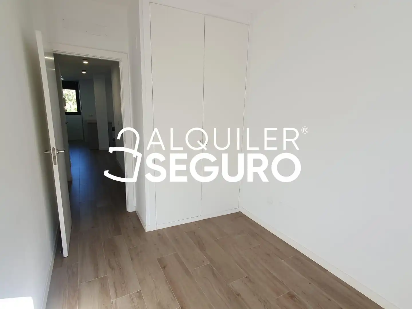 Bedroom of Flat for rent in Madrid  with Air Conditioner, Heating and Terrace