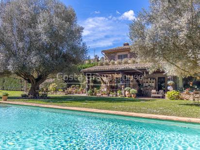 Jardí de Finca rústica en venda en Cruïlles, Monells I Sant Sadurní de L'Heura amb Terrassa i Piscina