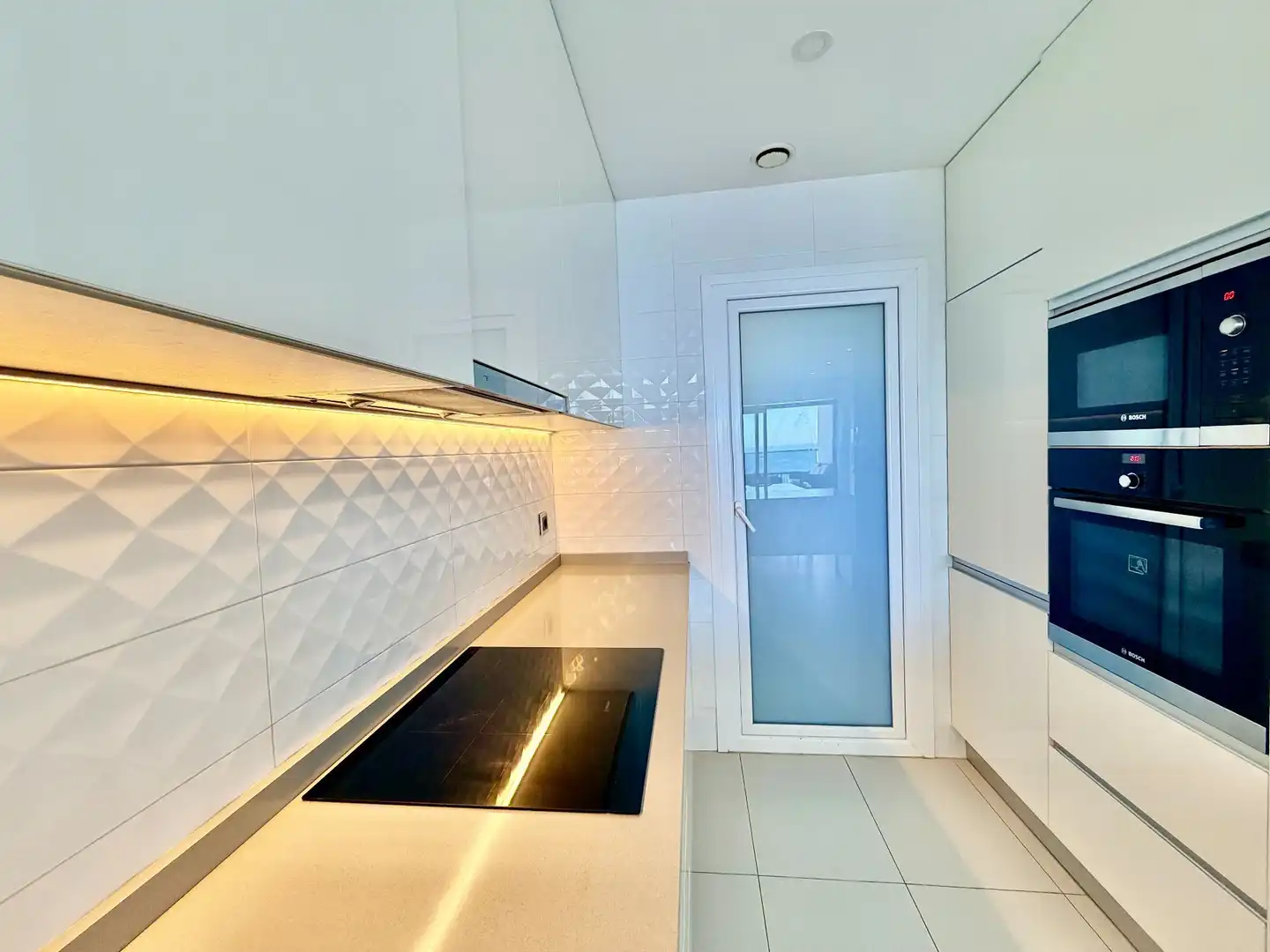 Apartment with pool for sale in Playa de Poniente, imagen 19