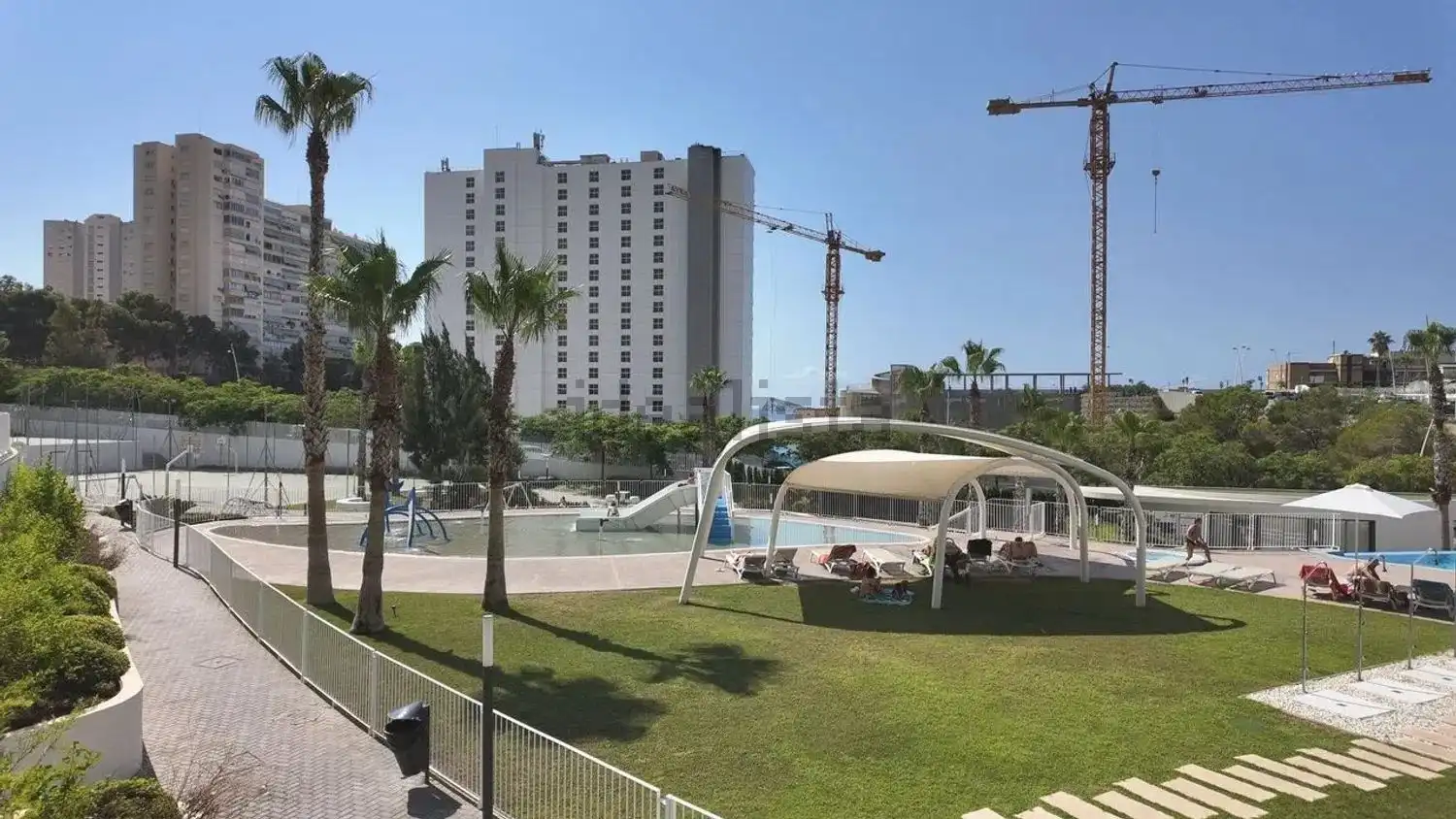 Apartamento con piscina en venta en Playa de Poniente, imagen 25