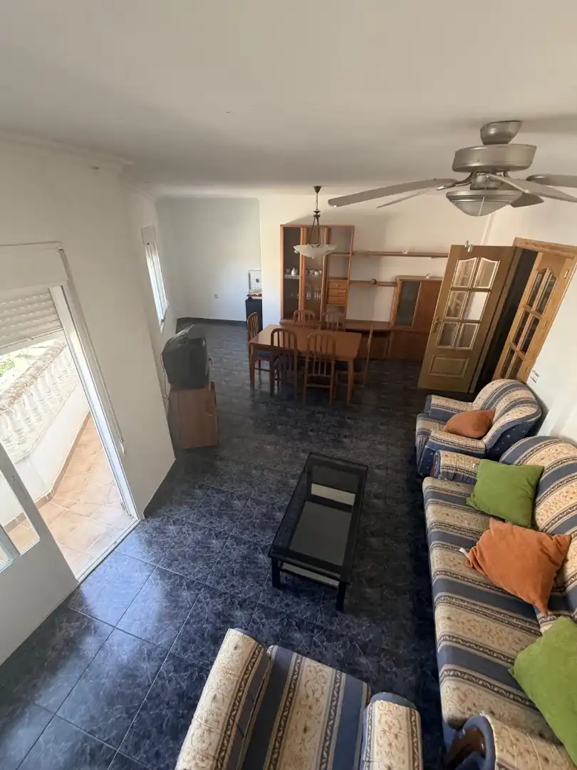 Sala d'estar de Casa o xalet en venda en Casasimarro amb Terrassa, Traster i Moblat