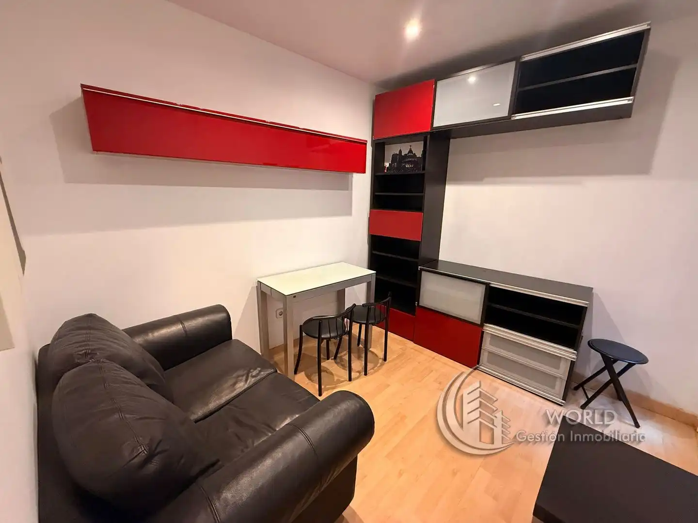 1 hab, 35m² en Cortes - Huertas, Centro, Madrid - Image 2