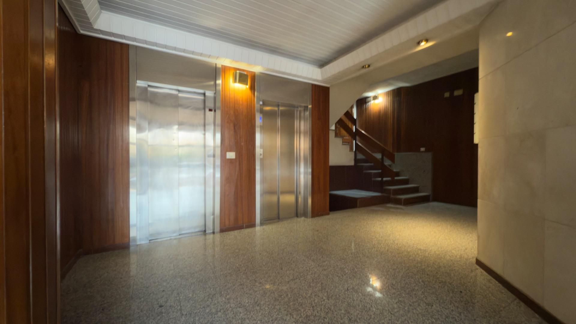 Flat for sale in O Carballiño    with Heating