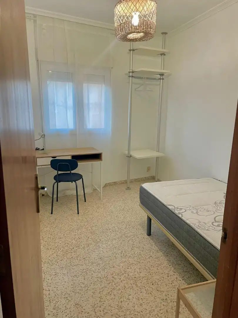 Habitación de Piso para compartir en Mérida con Amueblado