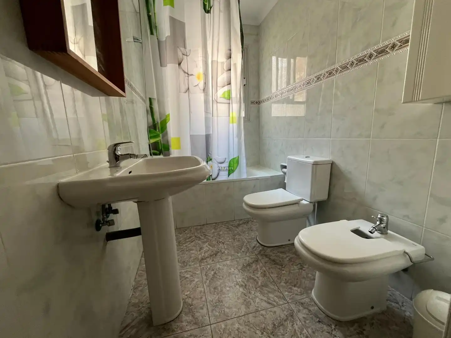 Baño de Piso de alquiler en Cartagena con Amueblado, Horno y Lavadora