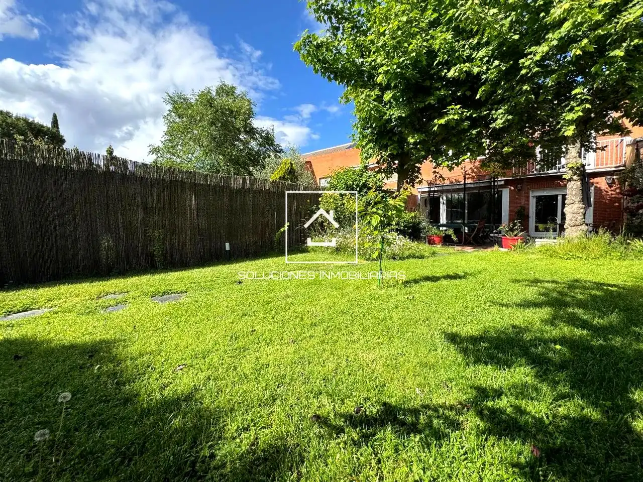 Jardín de Casa o chalet en venta en Rivas-Vaciamadrid con Aire acondicionado, Jardín privado y Terraza