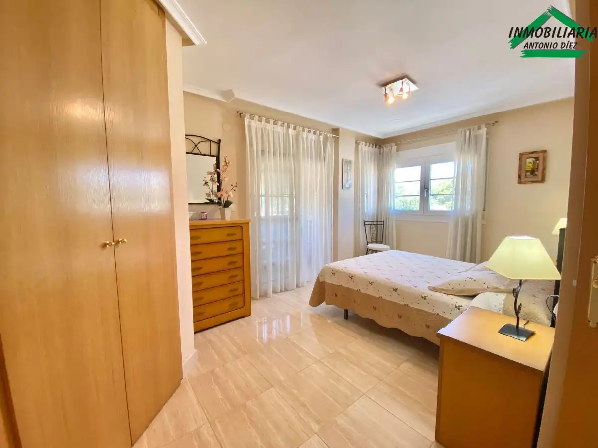 Dormitori de Casa o xalet en venda en Aspe amb Aire condicionat, Terrassa i Moblat