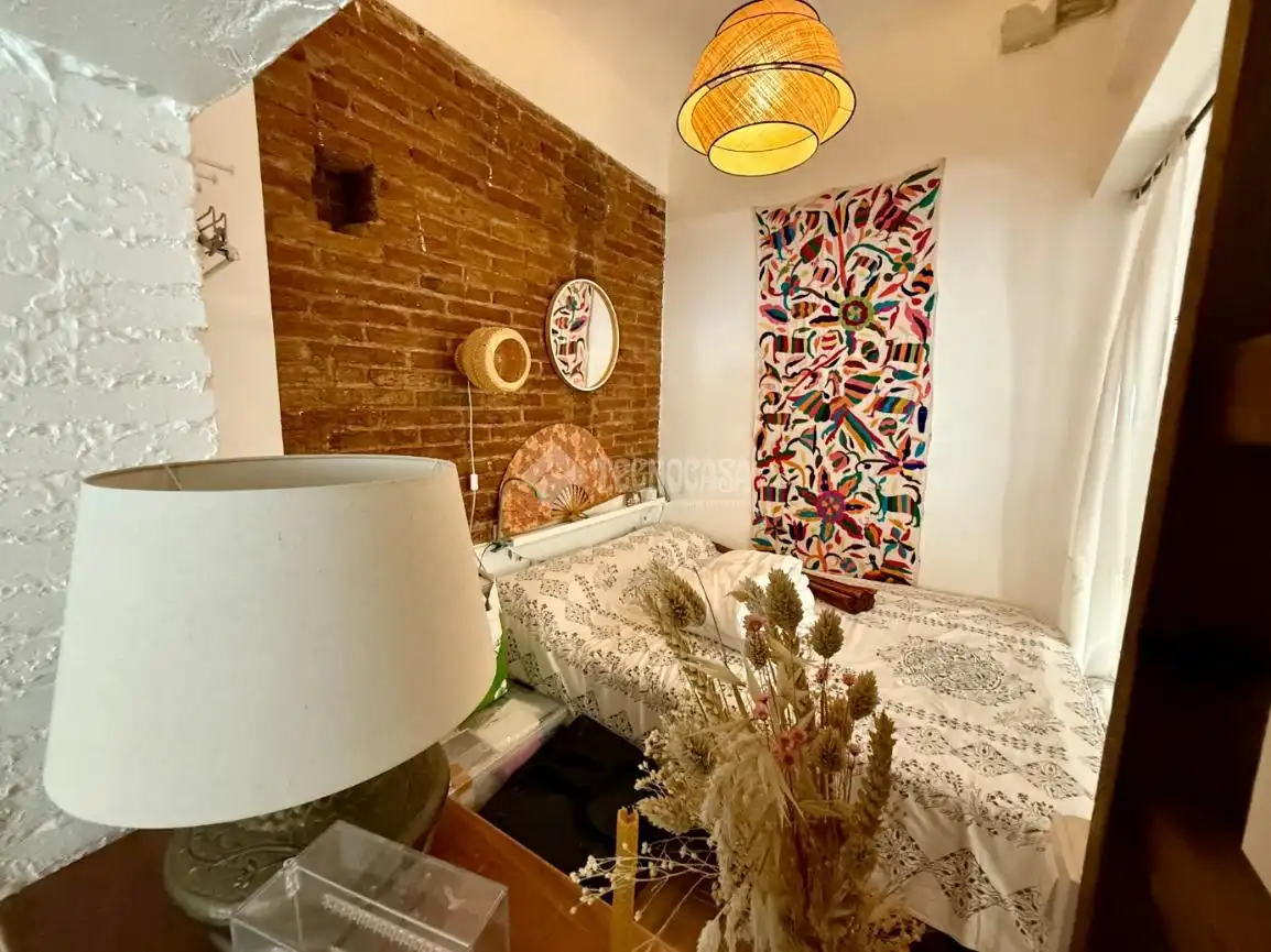 Schlafzimmer von Loft zum Verkauf in Barcelona