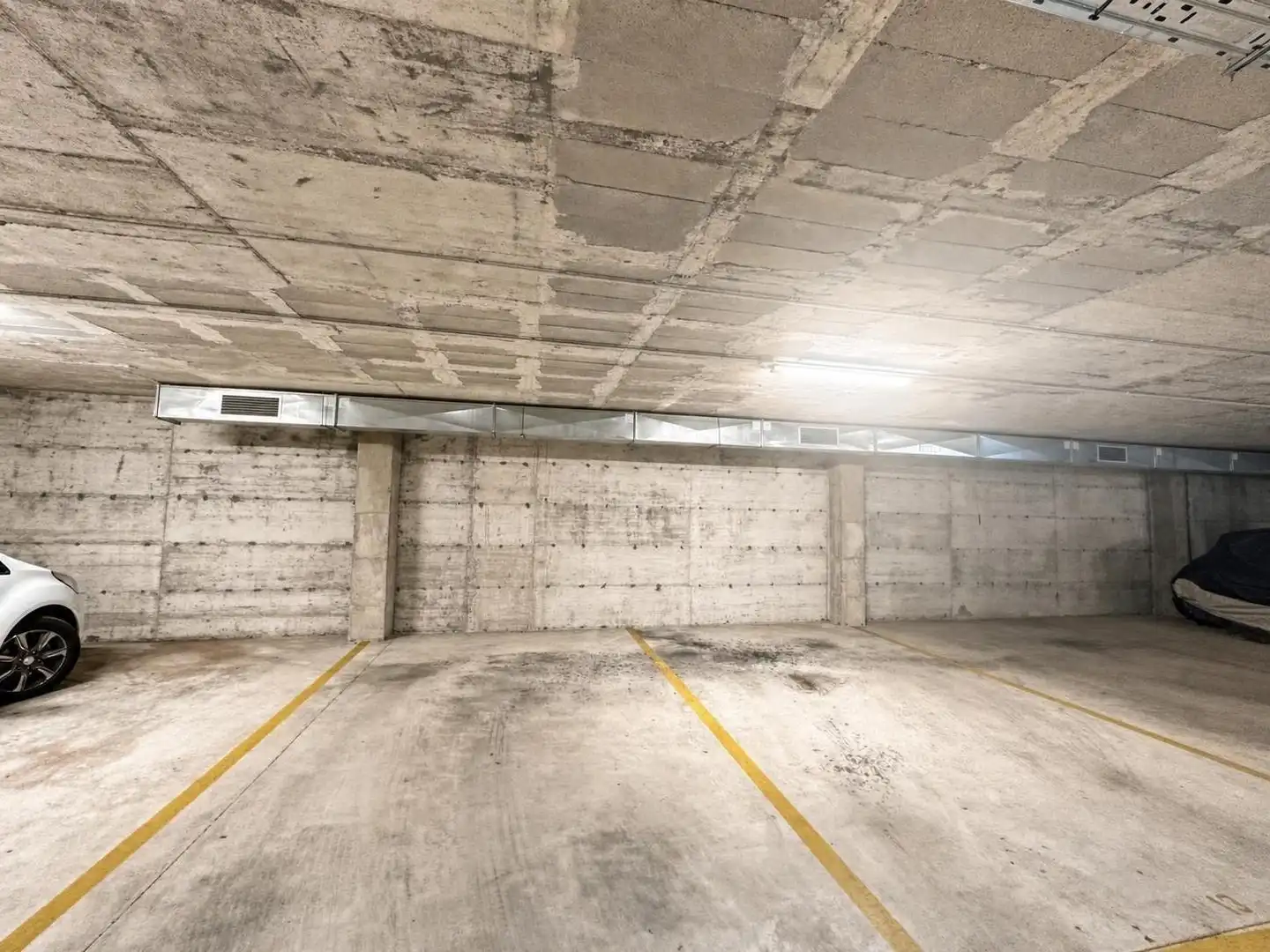 Parking de Apartamento en venta en Torrequebrada