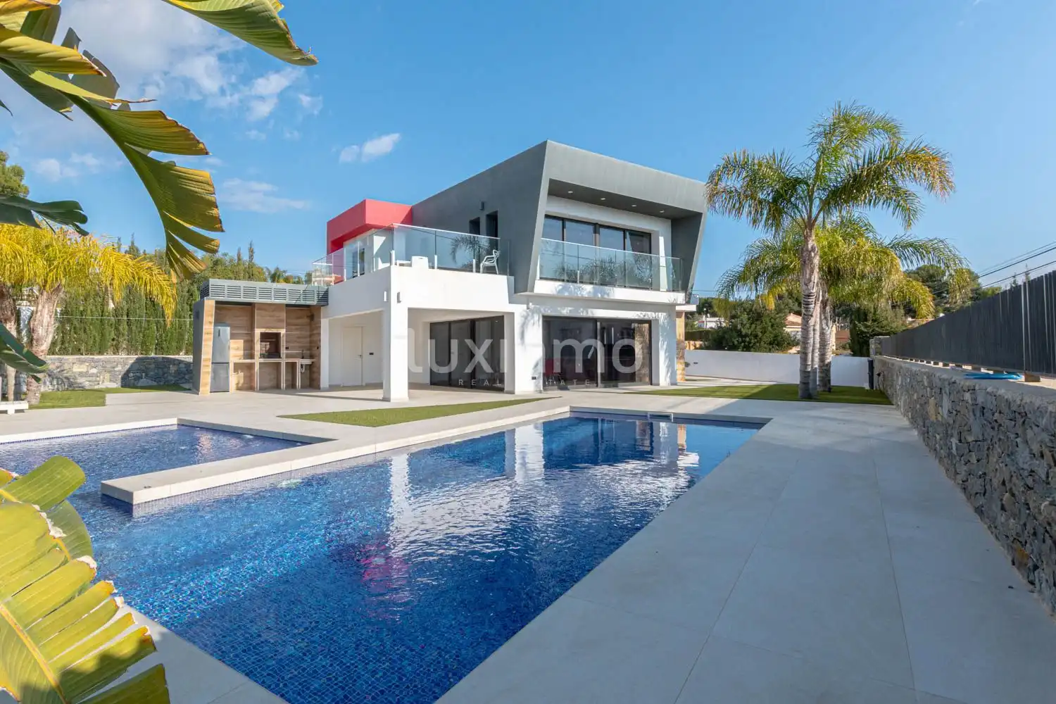 Chalet con terraza en venta en Carrió - La Merced - Los Pinos