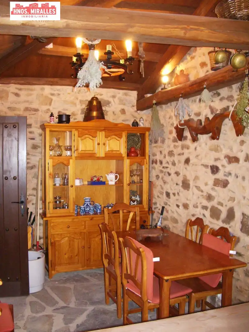 Comedor de Casa o chalet en venta en Santiago Millas con Amueblado