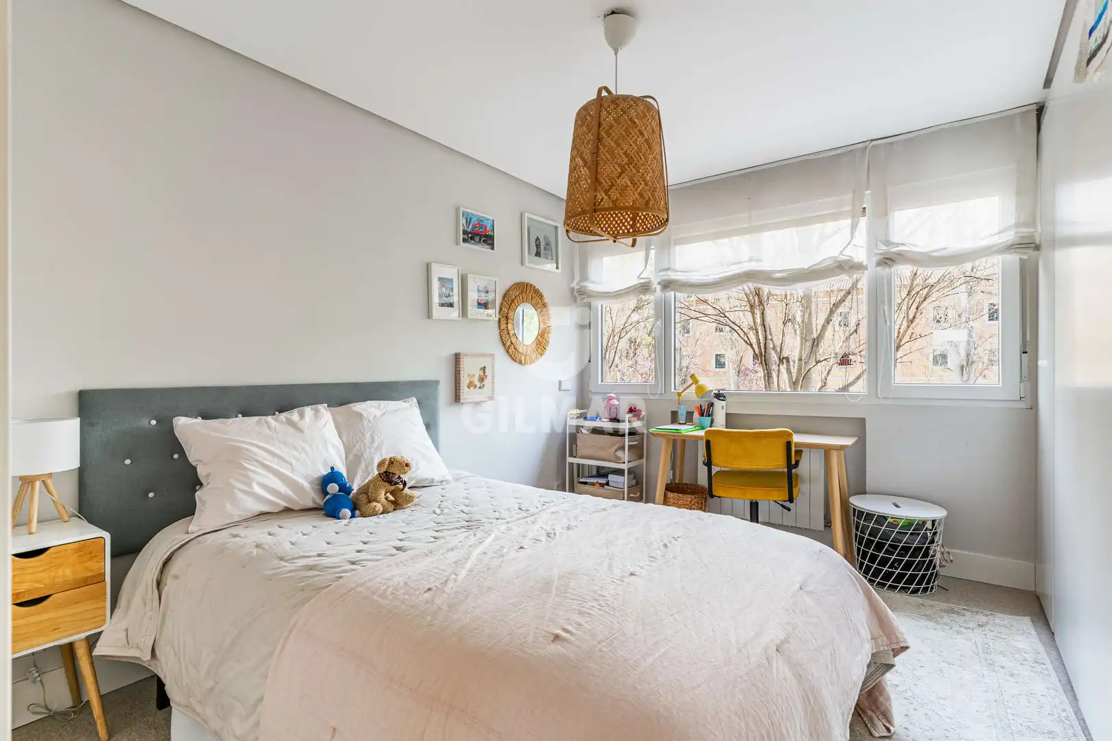 Bedroom of Flat for sale in Madrid  with Heating, Private garden and Swimming Pool