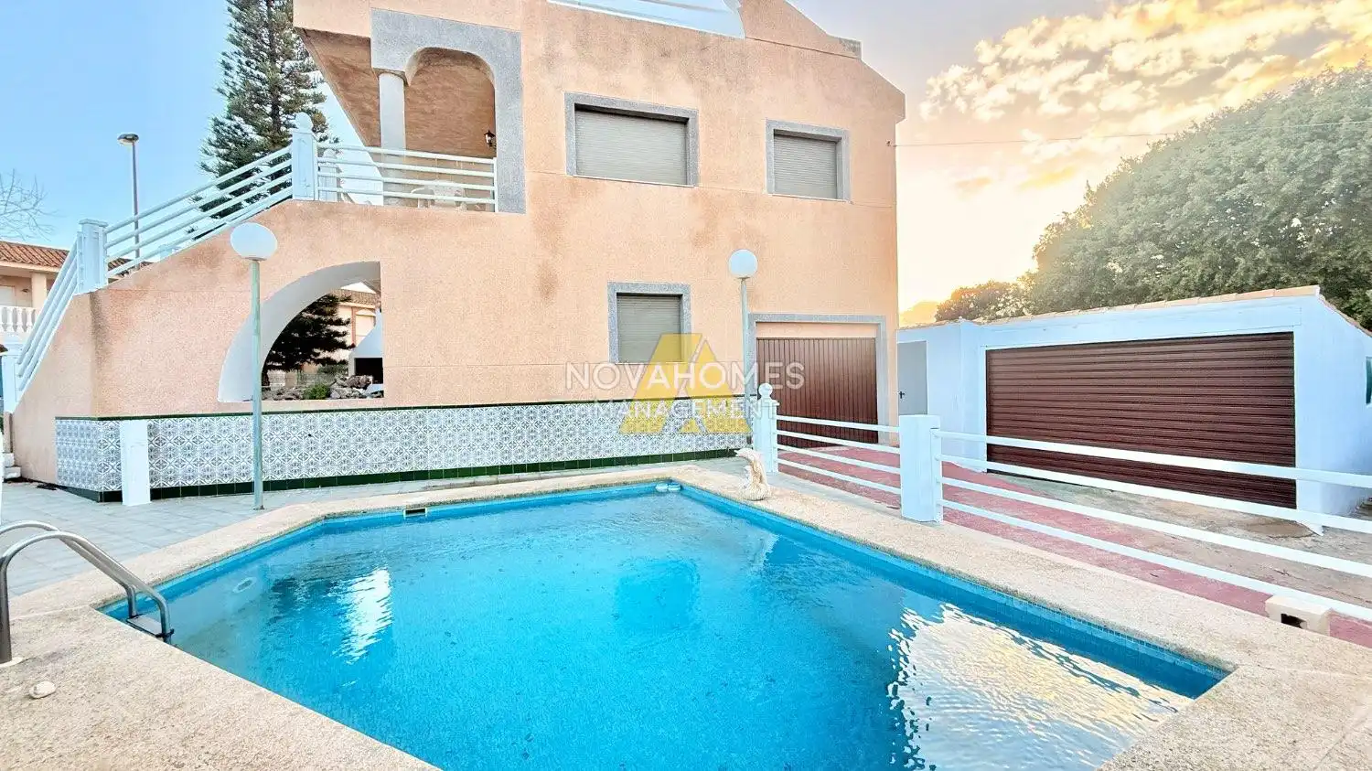 Villa con piscina in vendita a Mar Menor de Cartagena – Cabo de Palos