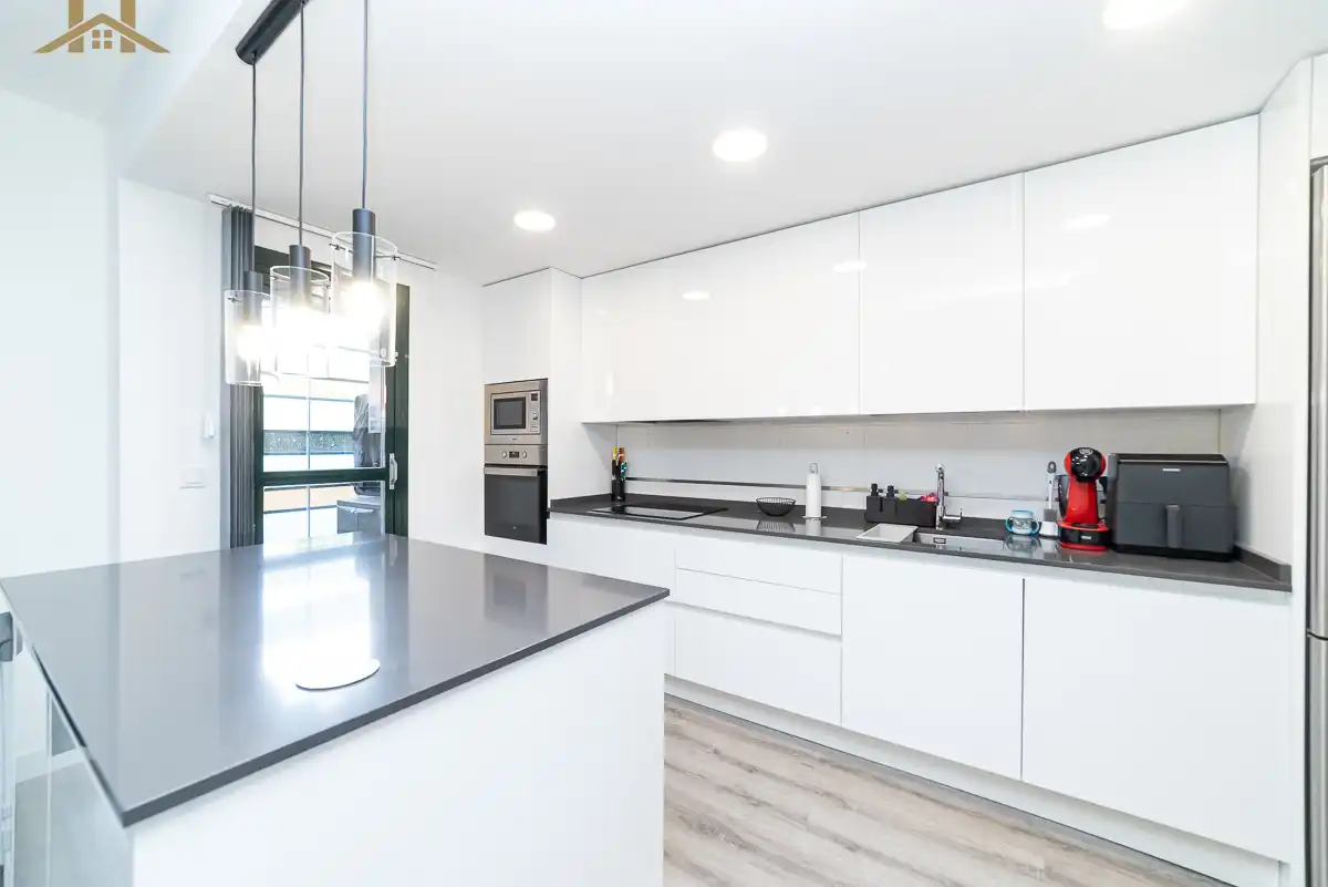 Cocina de Planta baja en venta en Navalcarnero con Aire acondicionado, Calefacción y Jardín privado