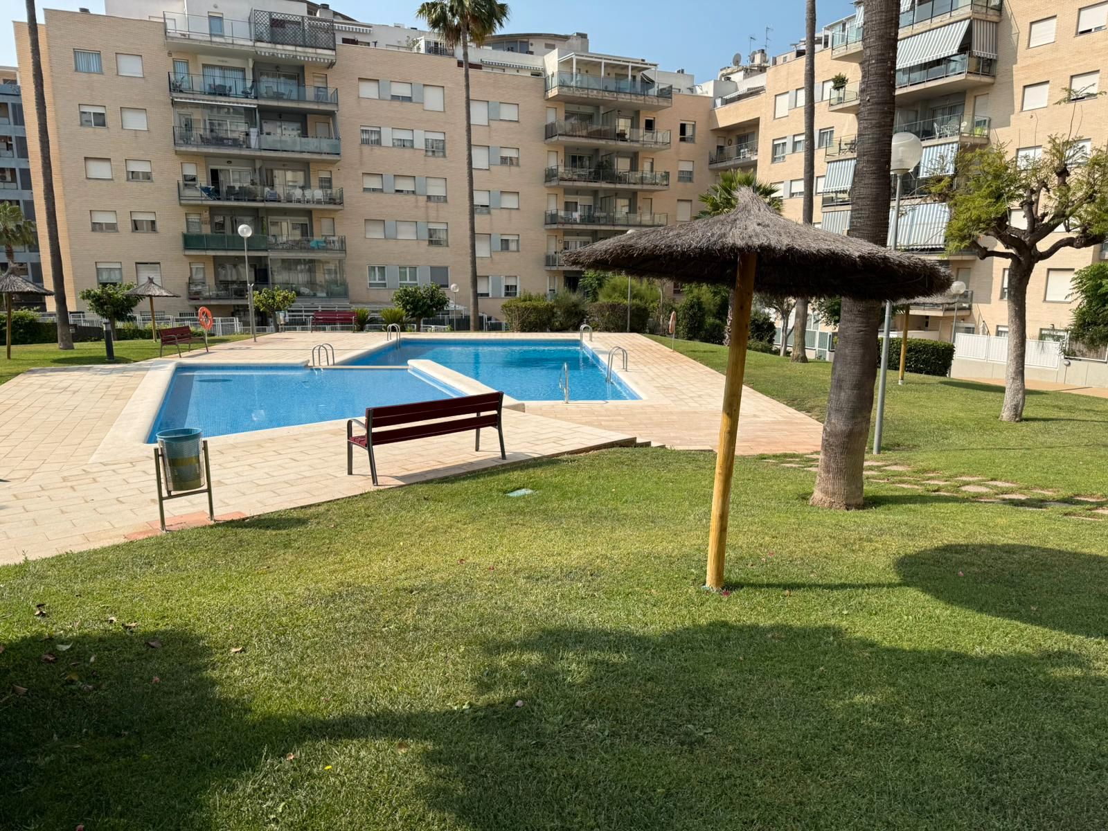 Piscina de Pis en venda en Paterna amb Aire condicionat, Traster i Forn