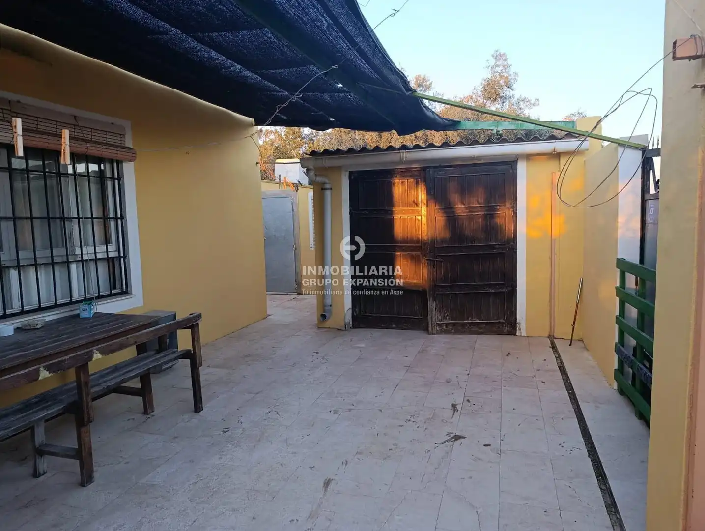Vista exterior de Casa o chalet en venta en Novelda con Piscina