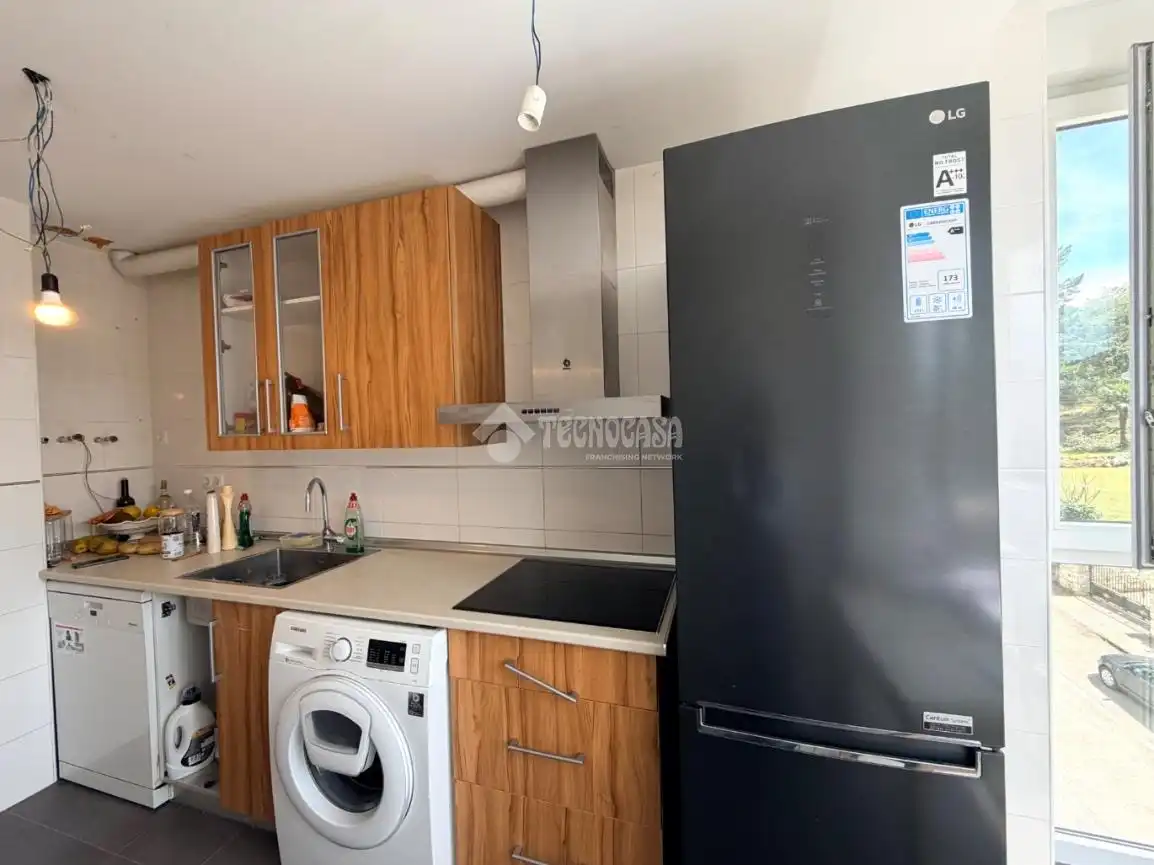 Cocina de Piso en venta en Arredondo con Calefacción y Piscina comunitaria