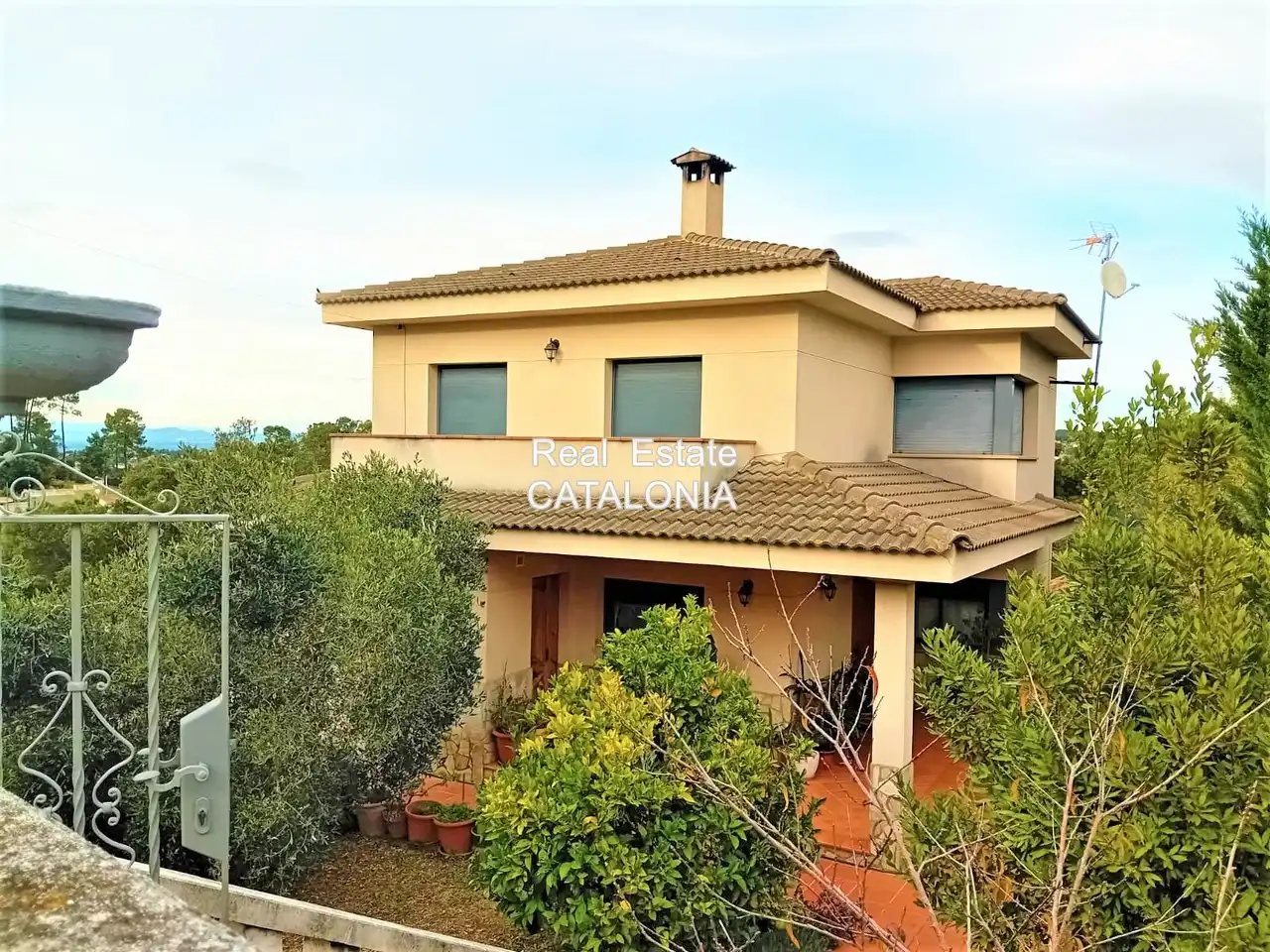 Vista exterior de Casa o xalet en venda en Lloret de Mar amb Calefacció, Jardí privat i Terrassa