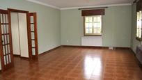 Living room of House or chalet for sale in Santiago de Compostela 