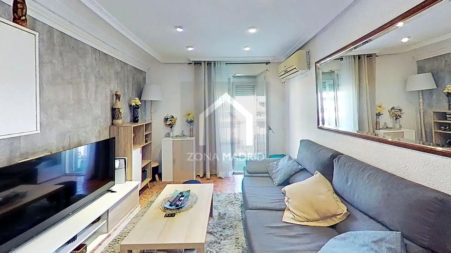 Flat for sale in Calle del Doctor Sánchez, imagen 2