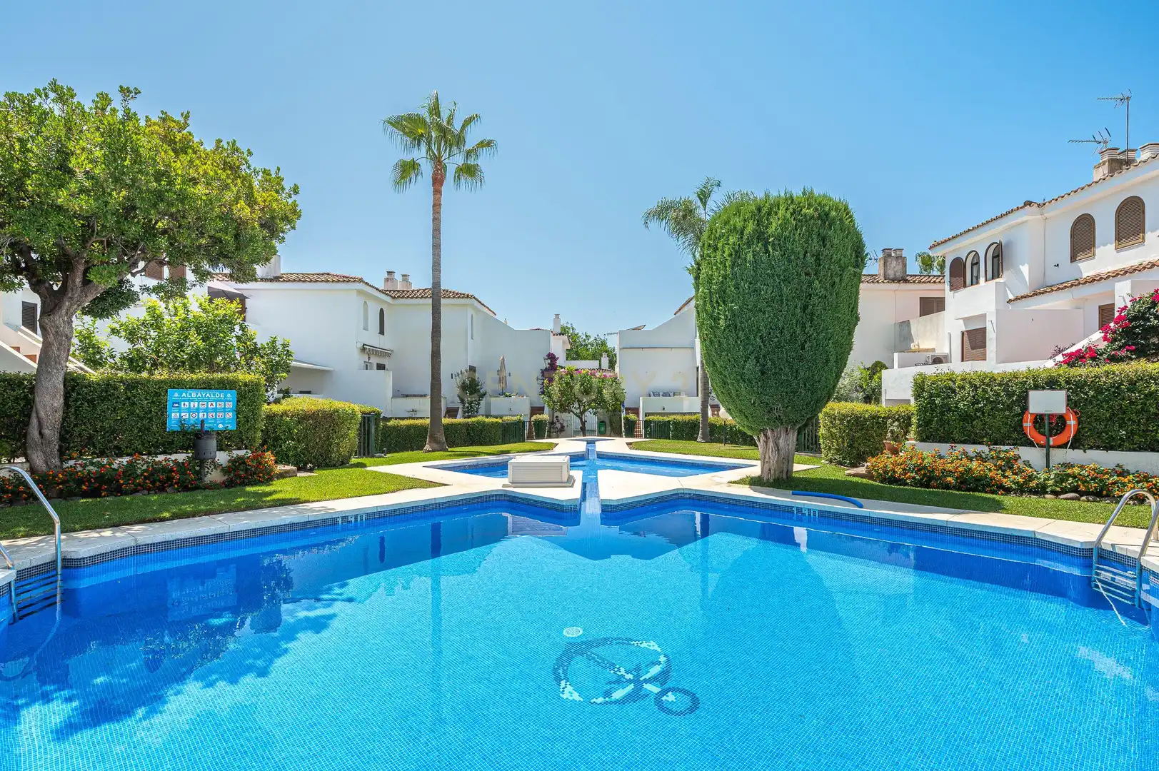 Jardí de Casa adosada en venda en Estepona amb Jardí privat i Piscina comunitària