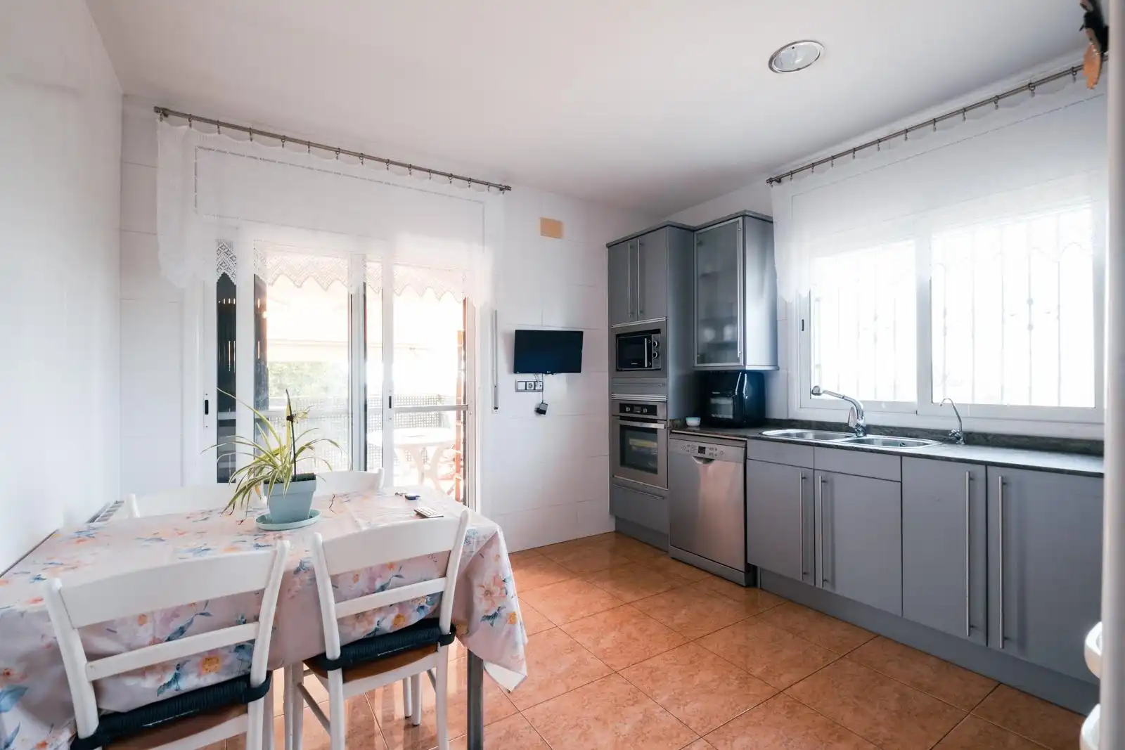 Detached house with pool for sale in c de la garça, imagen 5