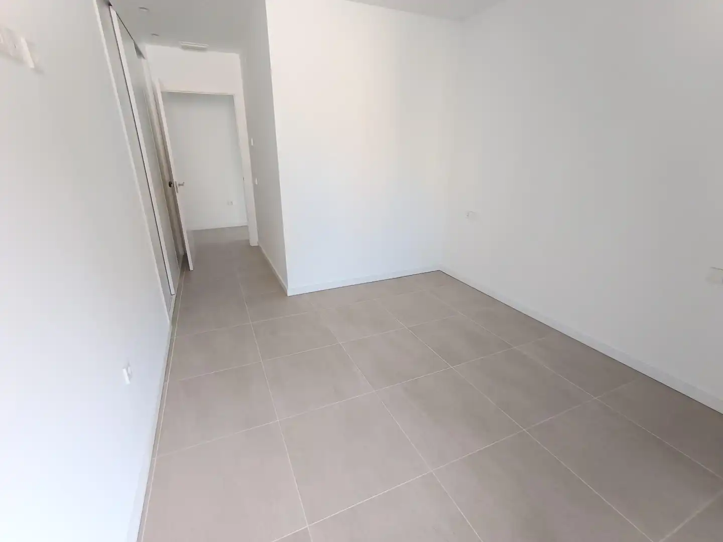 Wohnung zum Verkauf in Murcia mit Privatgarten, Terrasse und Abstellraum
