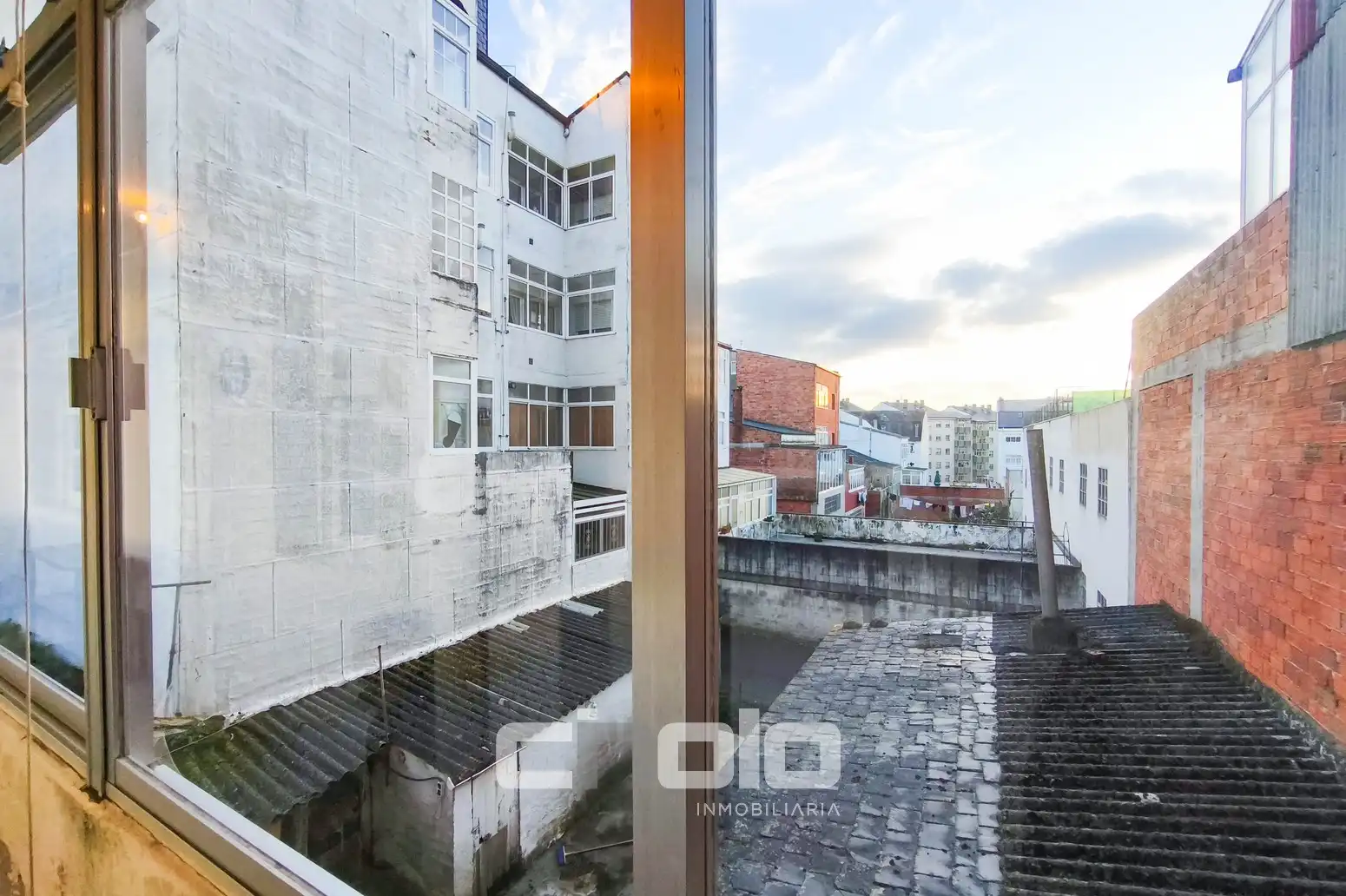 Vista exterior de Piso en venta en Lugo