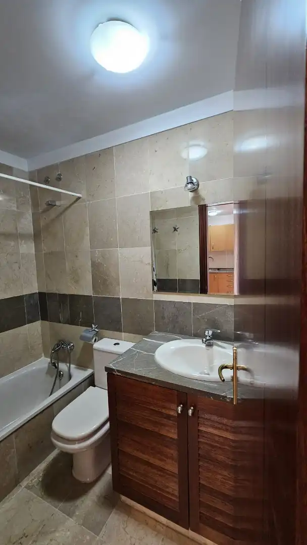 Bathroom of Flat for rent in Santa Cruz de Tenerife  with Furnished, Oven and Washing machine