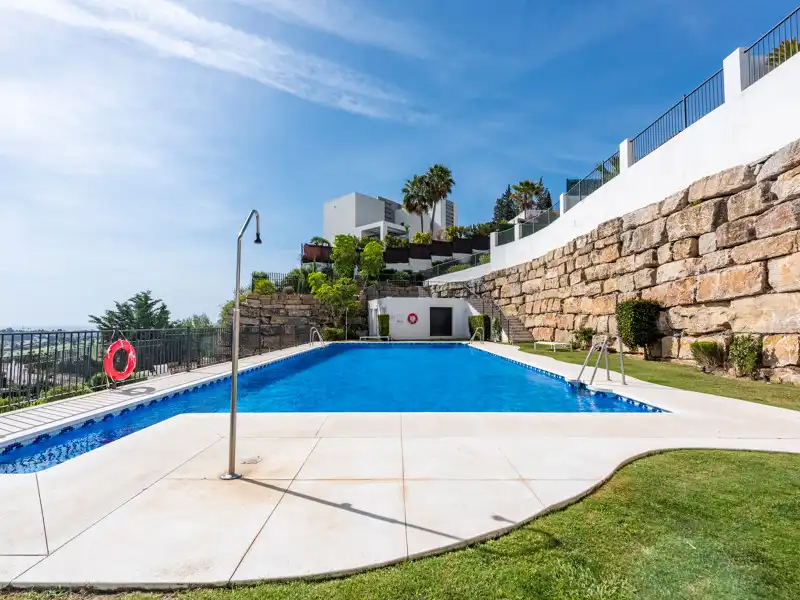 Apartamento con piscina en venta en Benahavís pueblo, imagen 16