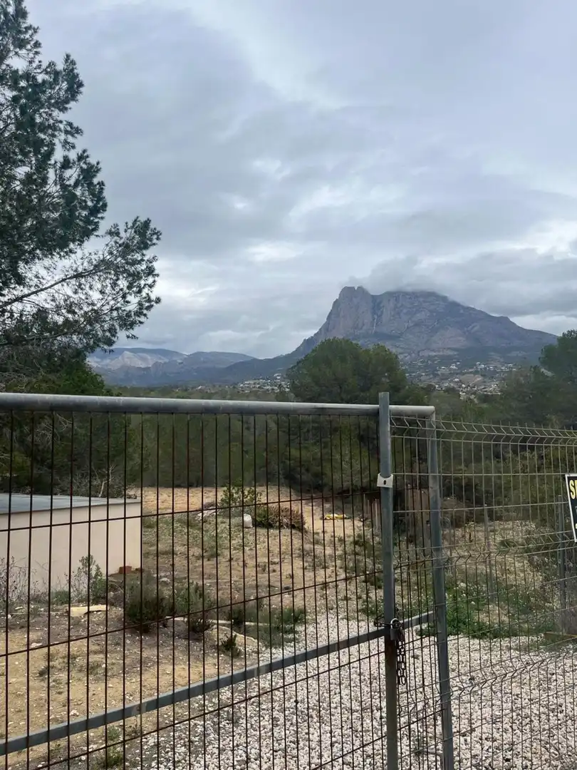 Land for sale in Finestrat