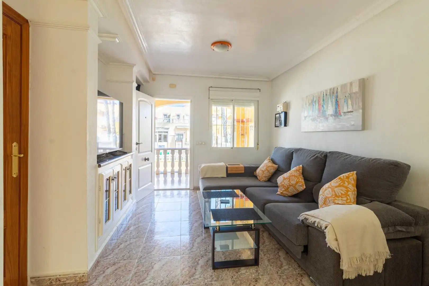 Sala d'estar de Casa adosada en venda en Orihuela amb Aire condicionat, Calefacció i Terrassa