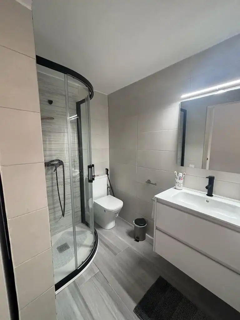 Baño de Piso en venta en Calella con Aire acondicionado, Terraza y Trastero