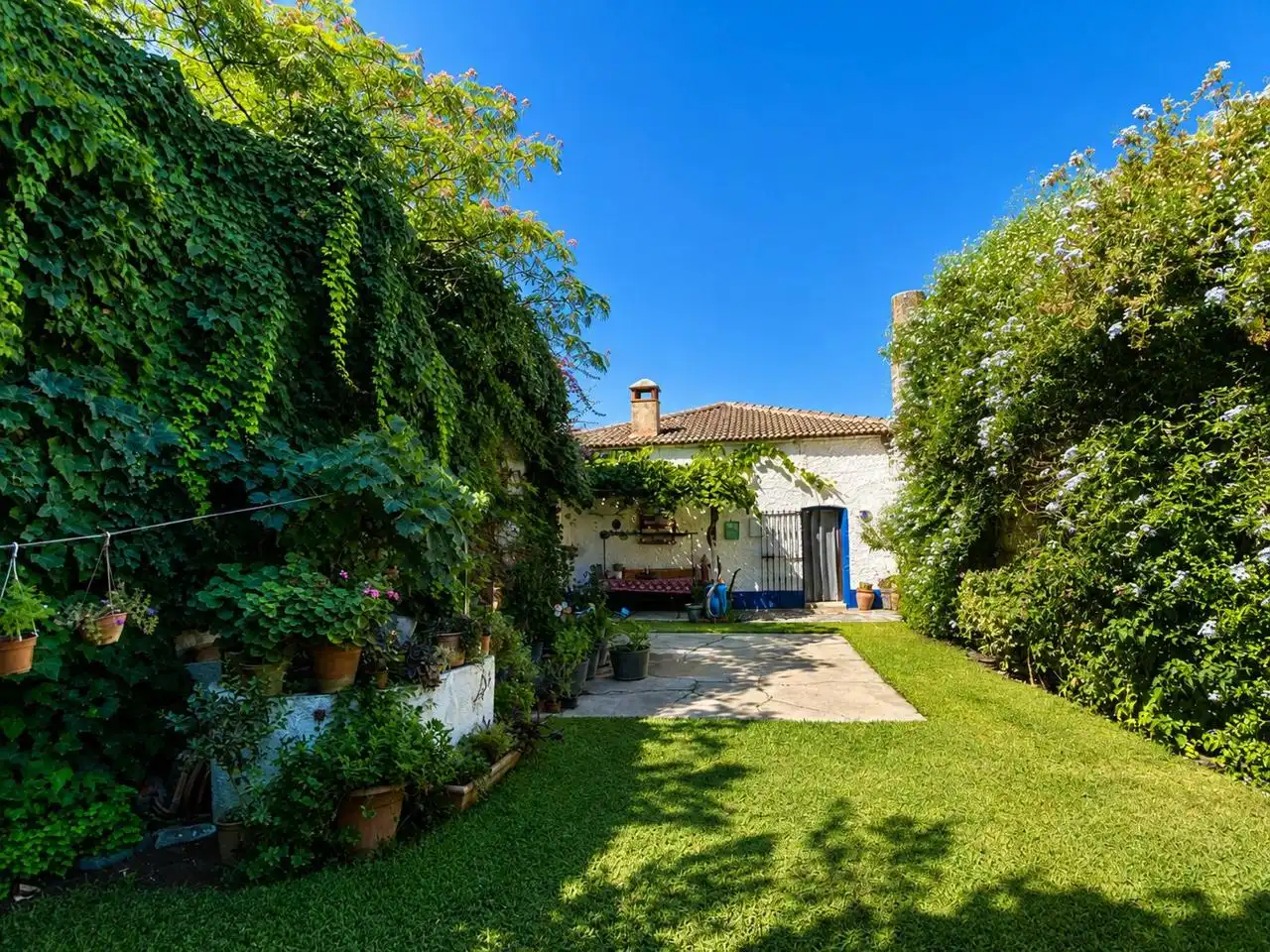 Jardí de Finca rústica en venda en Guareña amb Jardí privat, Terrassa i Piscina