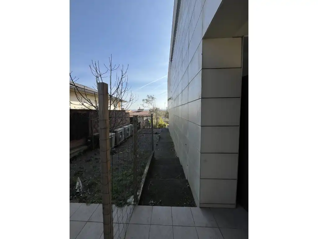 Vista exterior de Casa o xalet en venda en Canovelles