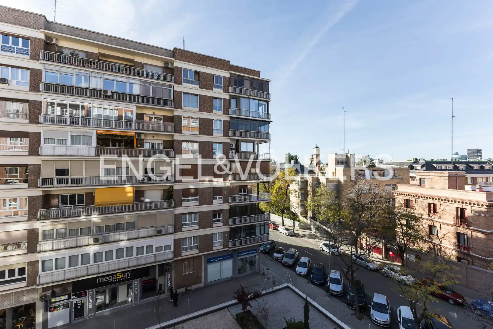 Außenansicht von Wohnung zur Miete in Madrid mit Klimaanlage und Heizung