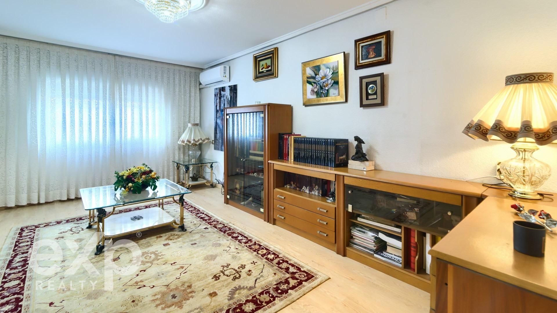 Sala d'estar de Pis en venda en  Valencia Capital amb Aire condicionat, Calefacció i Parquet