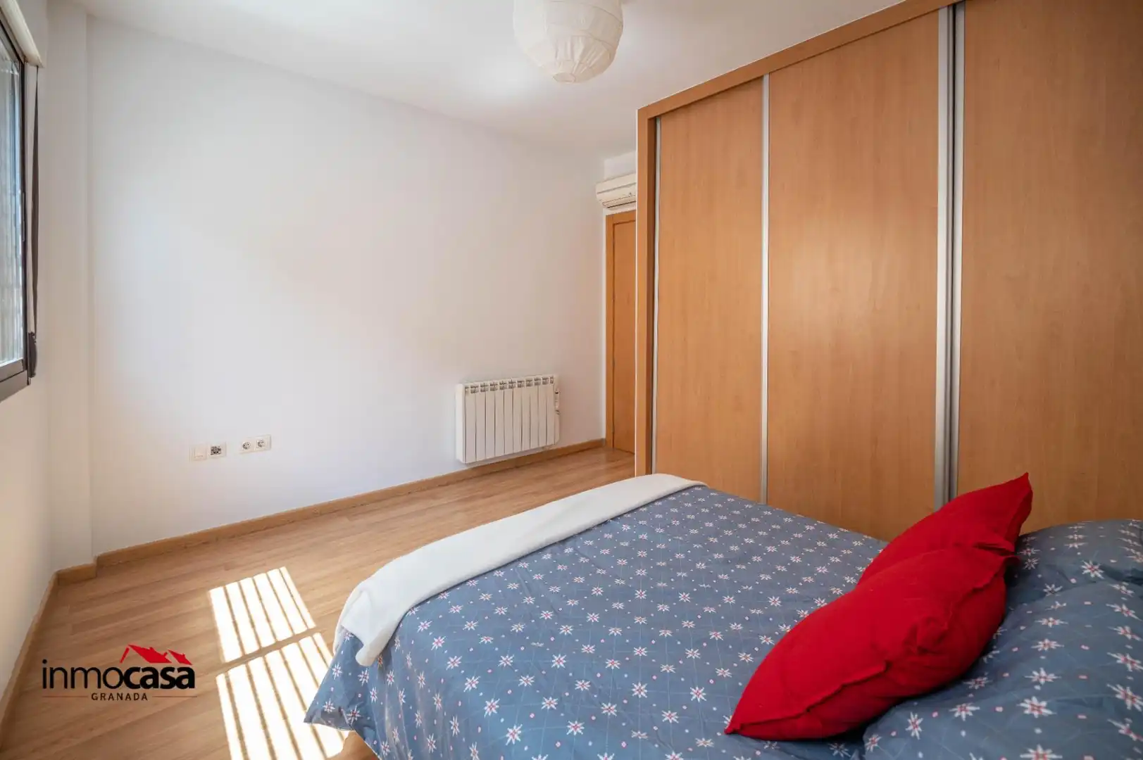 Bedroom of Flat for sale in Armilla  with Air Conditioner, Heating and Alarm