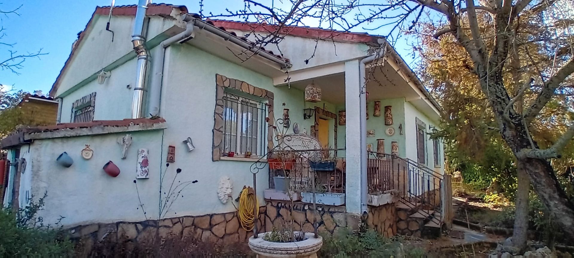 Exterior view of House or chalet for sale in Hontoba  with Private garden, Terrace and Swimming Pool
