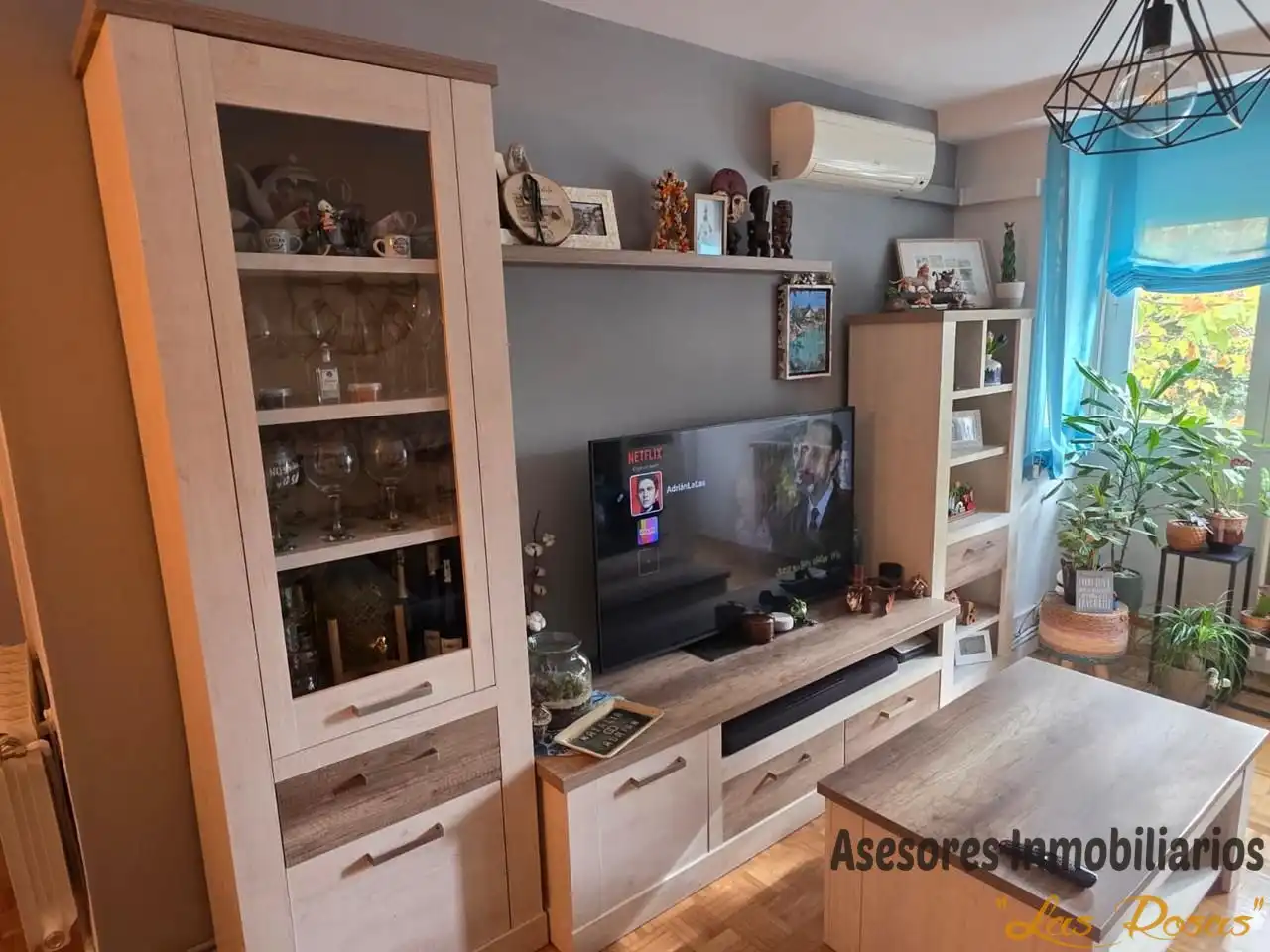 Wohnzimmer von Wohnung zum Verkauf in Madrid mit Klimaanlage, Heizung und Parkett