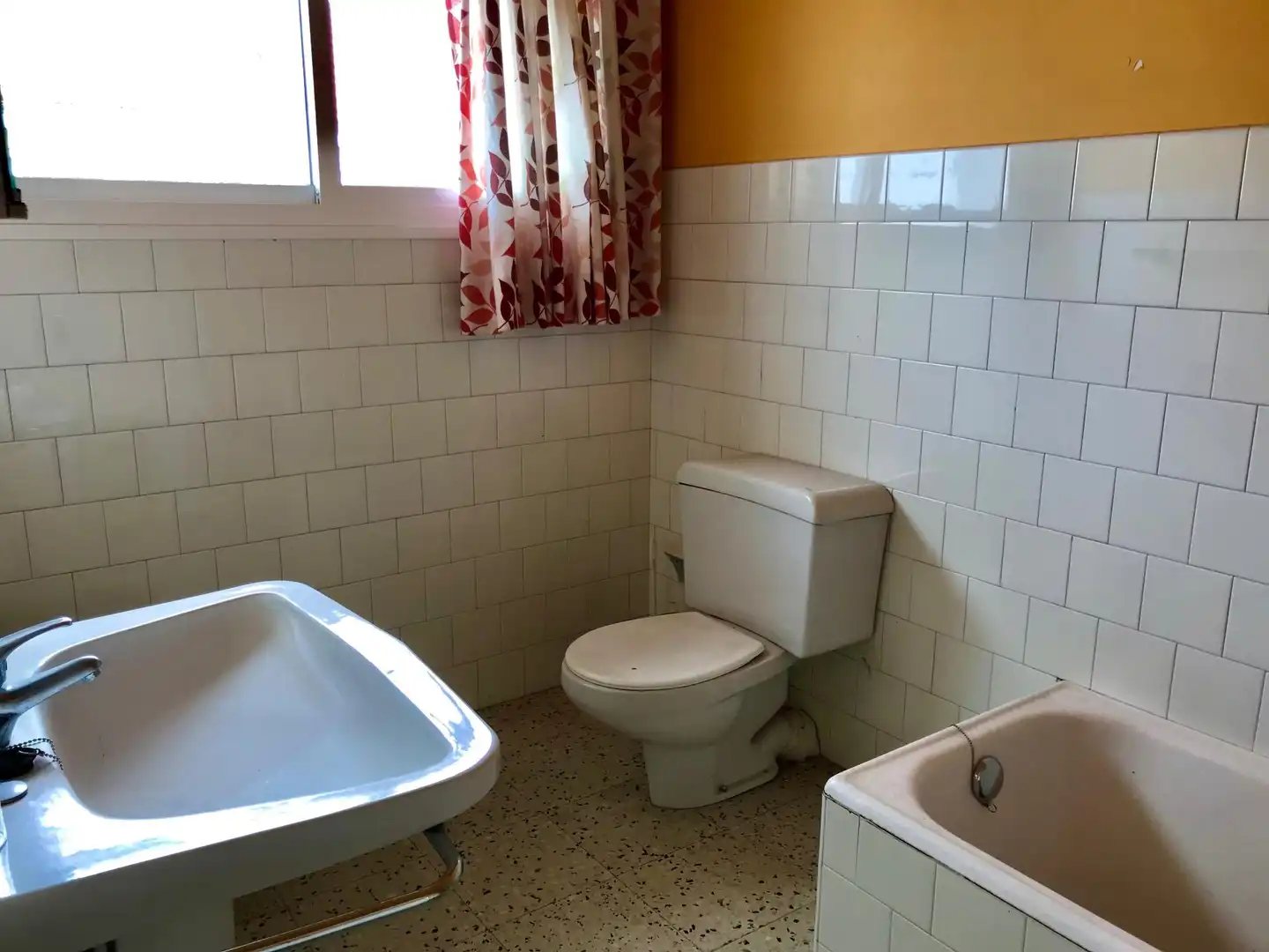 Baño de Casa adosada en venta en Outes con Terraza y Balcón