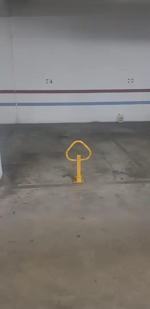 Garaje de alquiler en Calle Azabache, 62, La Gangosa